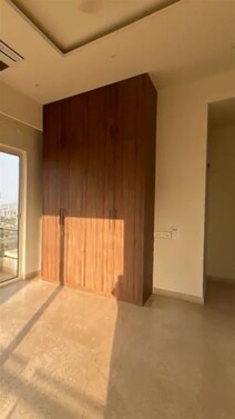 Indiabulls Sky Forest, Lower Parel – 3BHK 4Baths | ₹3.25L Rent | High-Rise Views | Premium Amenities